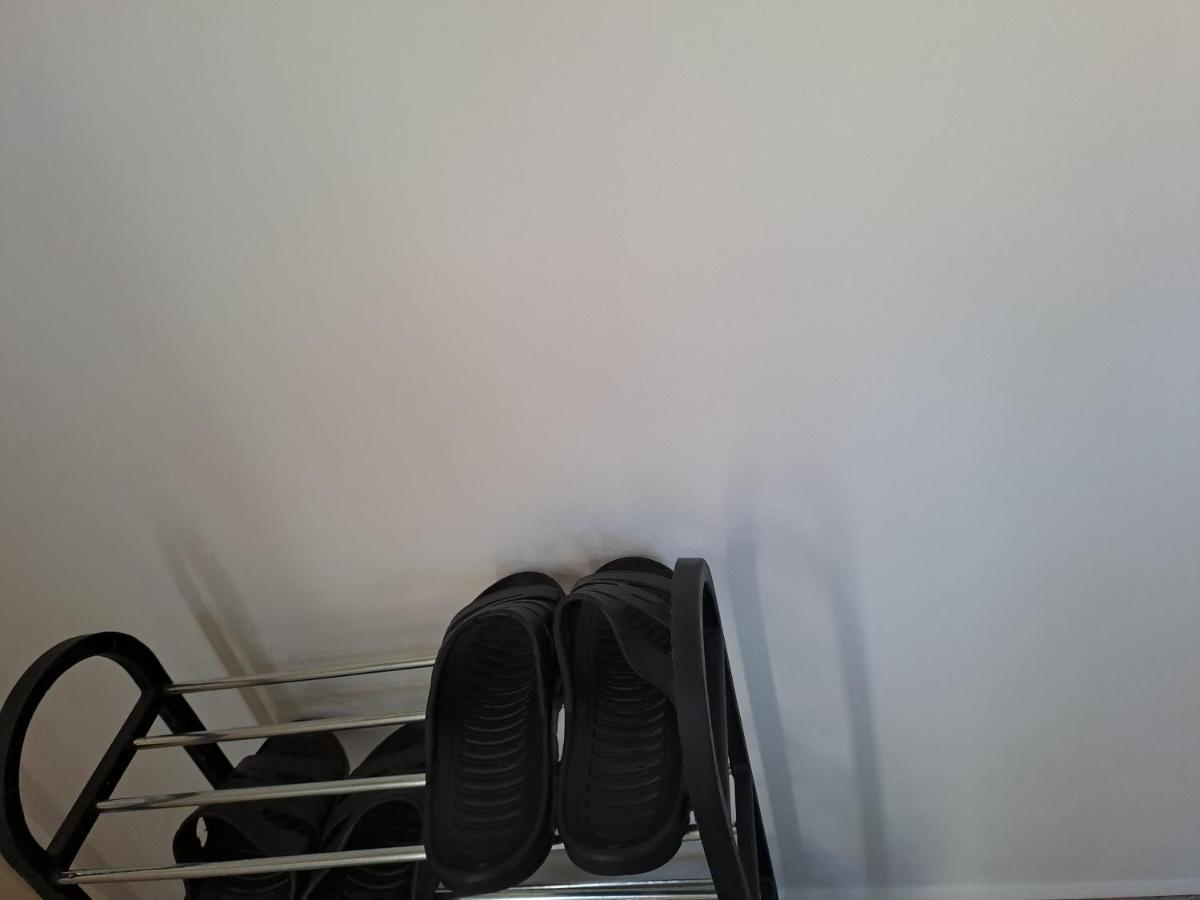 Nha Nghi Cho Cap Doi Va Gia Dinh Apartment ปราก ภายนอก รูปภาพ